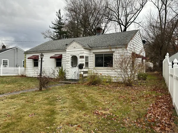 67 Mayflower Street, West Hartford, CT 06110