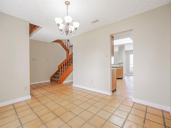 5th image of 12038 Southmeadow Dr
