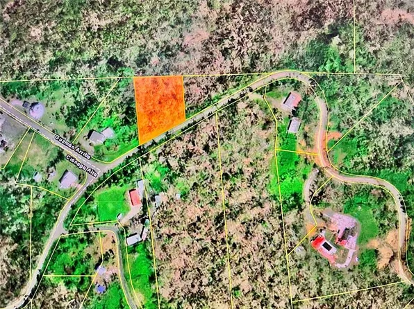 186 NE Guzman Arriba, Rio Grande, PR 00745