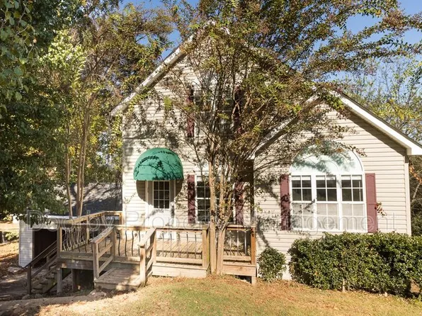 1004 Roselawn Dr, Chattanooga, TN 37421