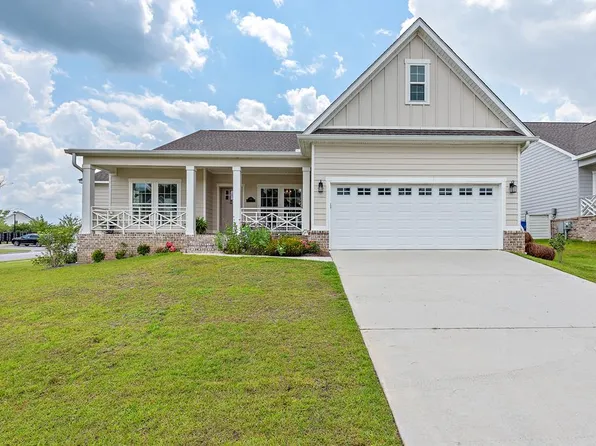 103 Leaf St, Midland City, AL 36350