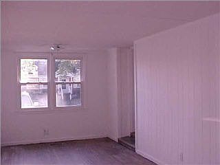 4th image of 594 Wando Dr