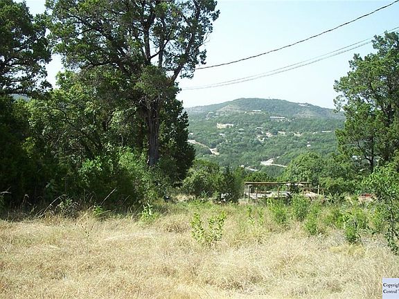 2nd image of 935 Castles Dr