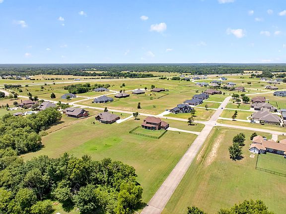 4th image of 1132 Shadow Lakes Dr
