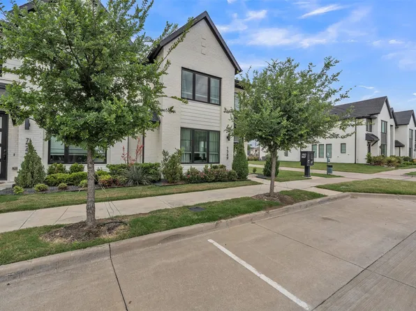 7549 Reis Ln, North Richland Hills, TX 76182