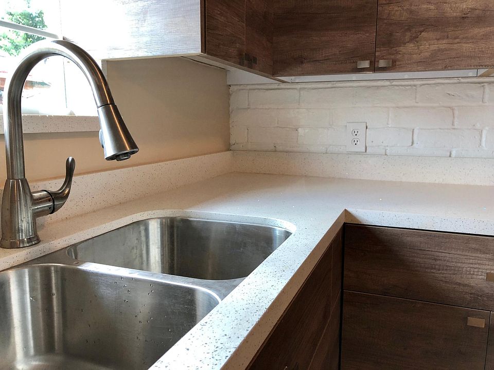 1st image of 1515 Nolana Ave #1
