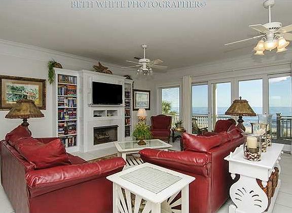 3rd image of 1368 E Gulf Beach Dr