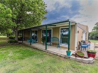 584 W Alamo Rd, Bowie, TX 76230