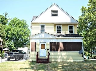 216 Ravine Ave, Rochester, NY 14613