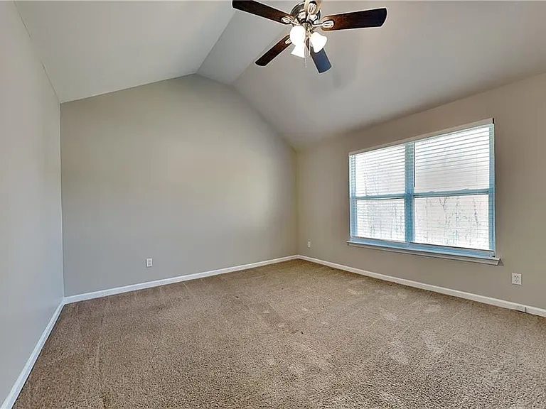4341 Ash Tree St — Photo 17