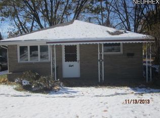 324 Woodland Ave, Elyria, OH 44035
