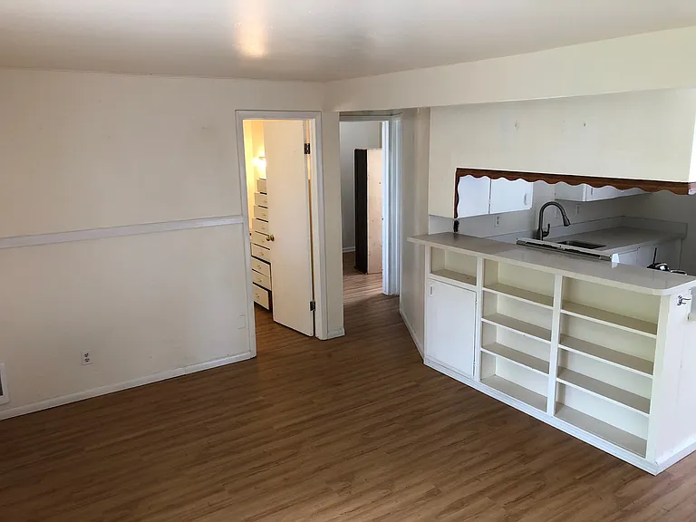8820 Highland Ave SW #H — Photo 4