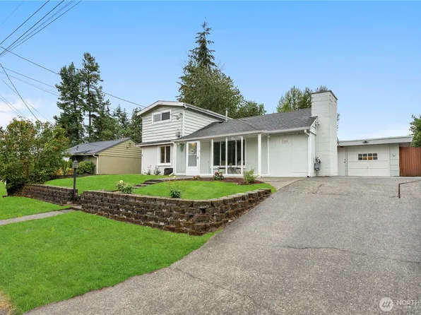23206 55th Ave W, Mountlake Terrace, WA 98043