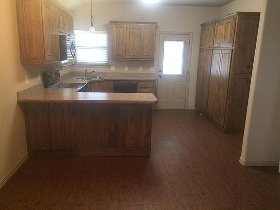 2nd image of 1134 Avendale Dr