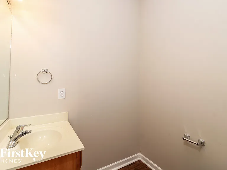 3702 Single Leaf Cir — Photo 13