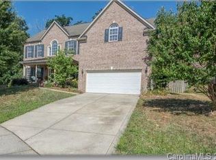 7507 Greylock Ridge Rd, Matthews, NC 28105