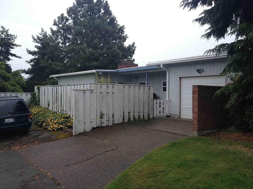 1st image of 7064 35th Ave NE APT 31