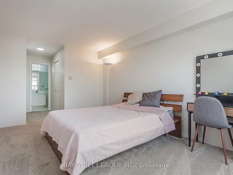 2 Raymerville Dr #717 — Photo 20