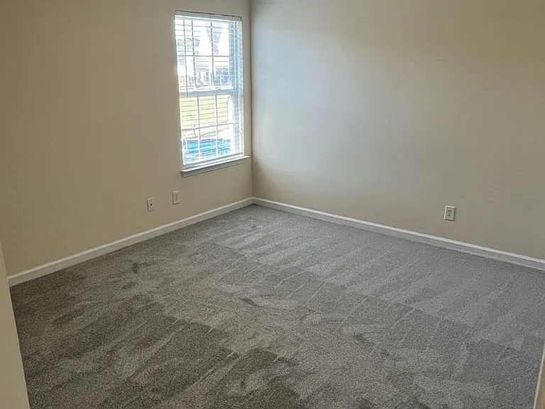 242 Summit Park Ct — Photo 21