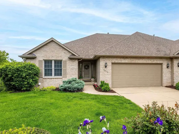 3674 70th Street Ct, Moline, IL 61265