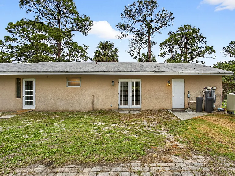 16932 Okeechobee Blvd — Photo 47