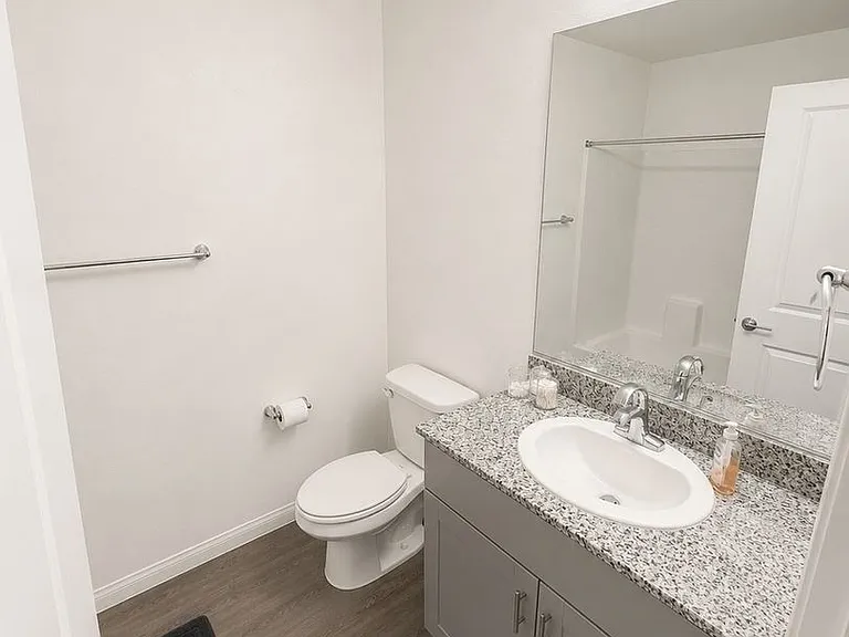 2726 Atomic Tangerine Way #2 — Photo 14