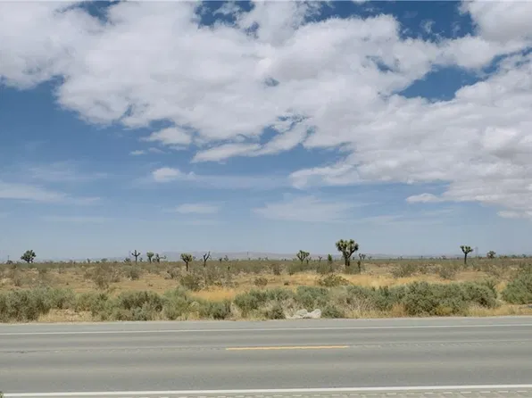 6390-3101 Palmdale Rd #591, Adelanto, CA 92301