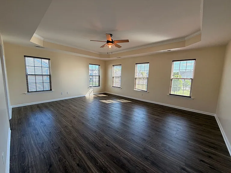 42 Kilverstone Way — Photo 26