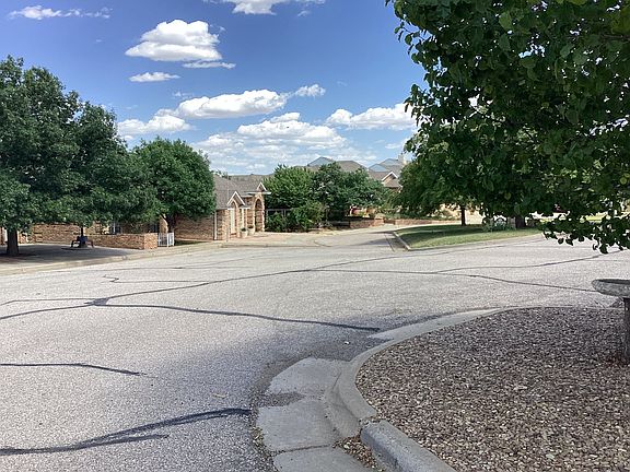4th image of 1300 Westcliff Pkwy