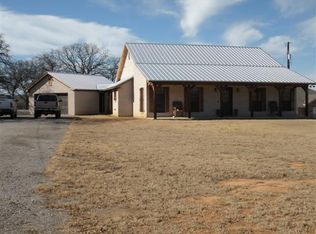 510 S New Hope Rd, Kennedale, TX 76060