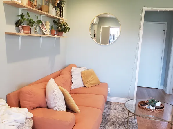 2111 E Bermuda St #A, Long Beach, CA 90814