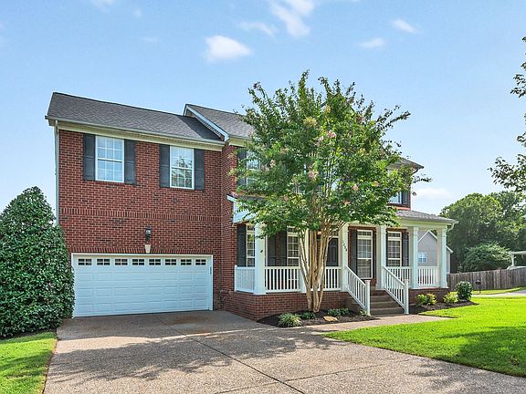 2nd image of 1258 Creekside Dr