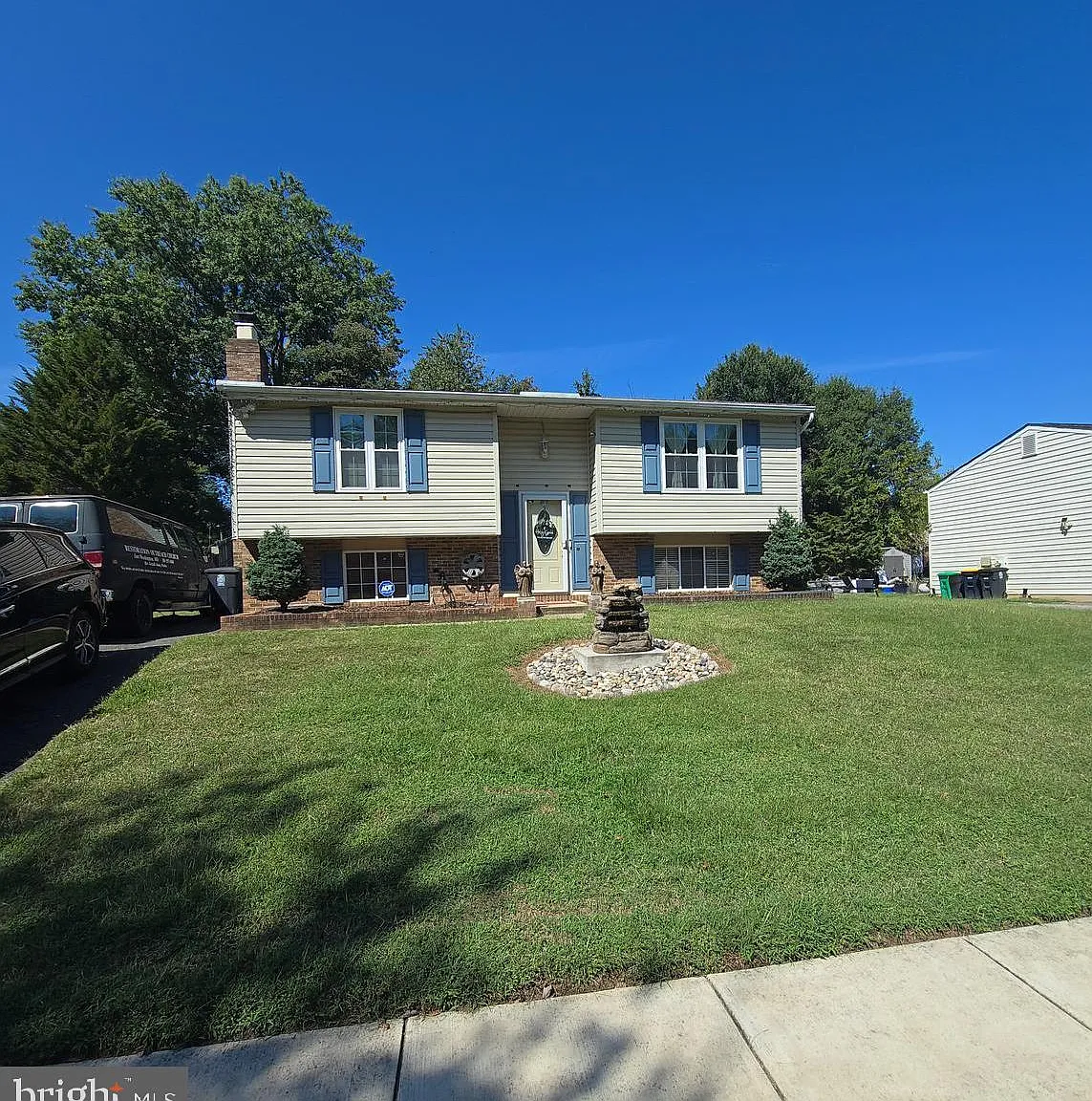 2 bed, 1.0 bath, 924 sqft, $1,780 — Photo 1
