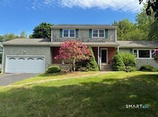 11 Williamsburg Drive, Orange, CT 06477