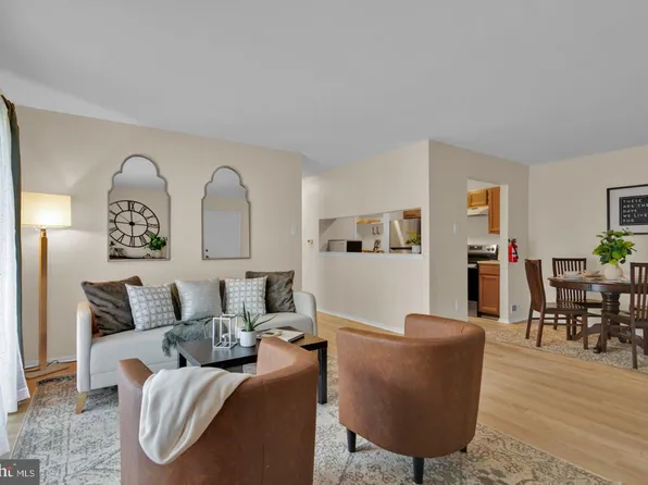 1303 Maresfield Ct, Marlton, NJ 08053