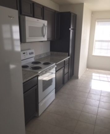 3rd image of 114 Villa Grande