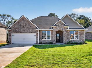 20902 English Ivy Ln, Athens, AL 35611