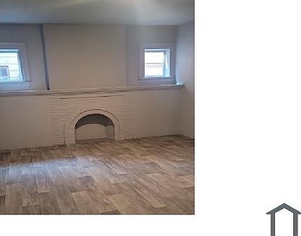 3rd image of 15863 La Salle Blvd