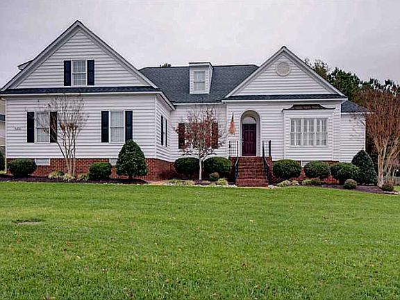 3rd image of 4175 Ambassador Cir