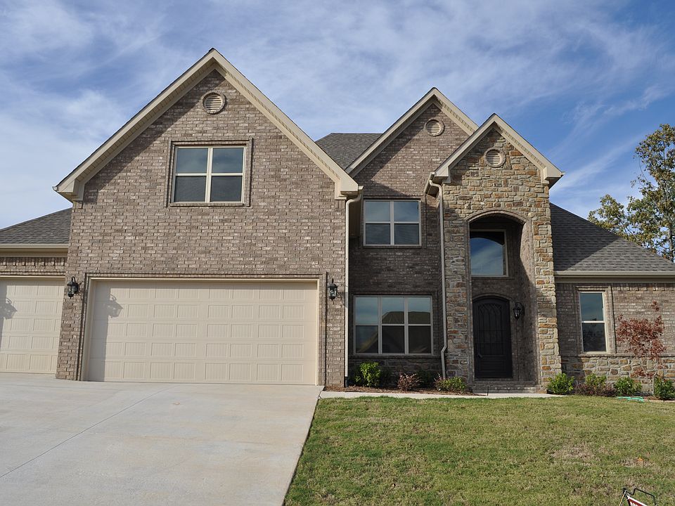 1st image of 9708 Oak Heights Dr