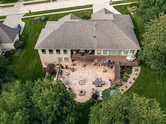 3rd image of 780 Highland Park Ave