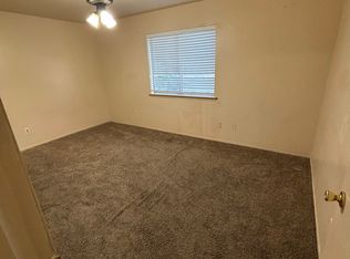 2613 Laramie St #4, Irving, TX 75062