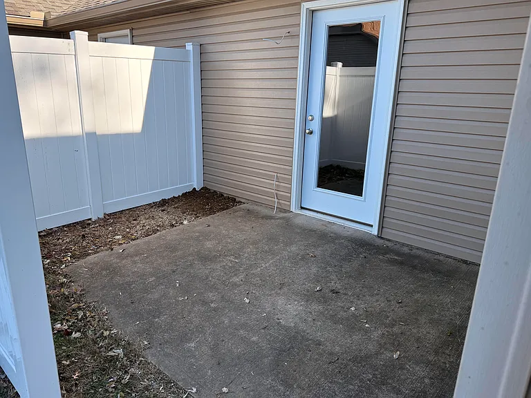 125 S Main St #1A — Photo 11
