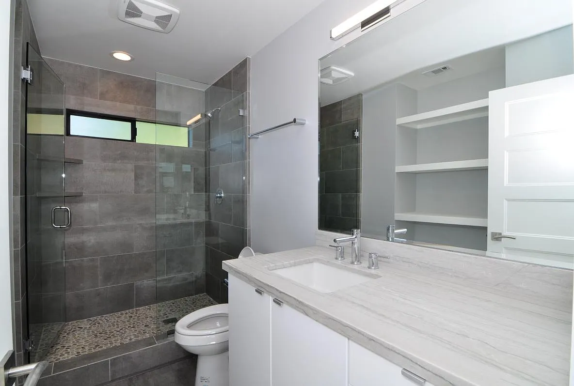 2 bed, $3,295 — Photo 3