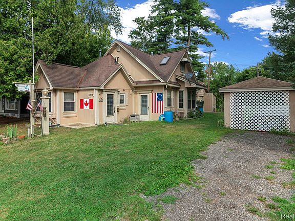 3rd image of 4313 Pantek Park Dr