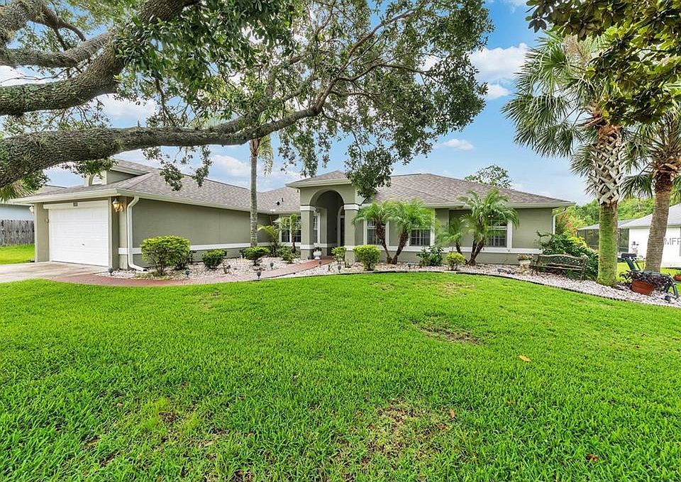 1st image of 902 Lagoon Dr