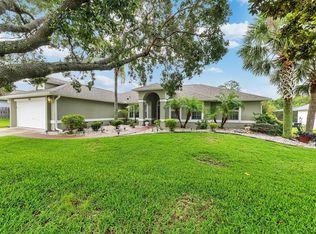 902 Lagoon Dr, Oviedo, FL 32765