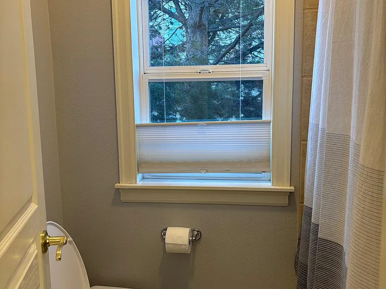 19314 SW Laurelhurst Way — Photo 15