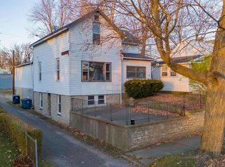 256 E Maple St, Wabash, IN 46992