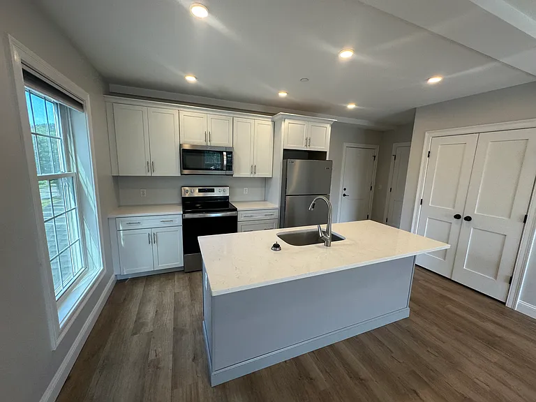 64 Holten St #202 — Photo 9